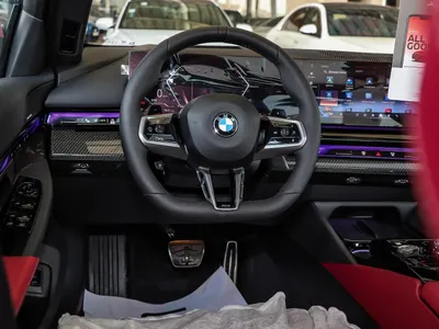 2025 بي ام دبليو الفئة الخامسة 520 أي