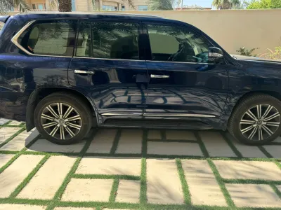 2018 Lexus LX 570