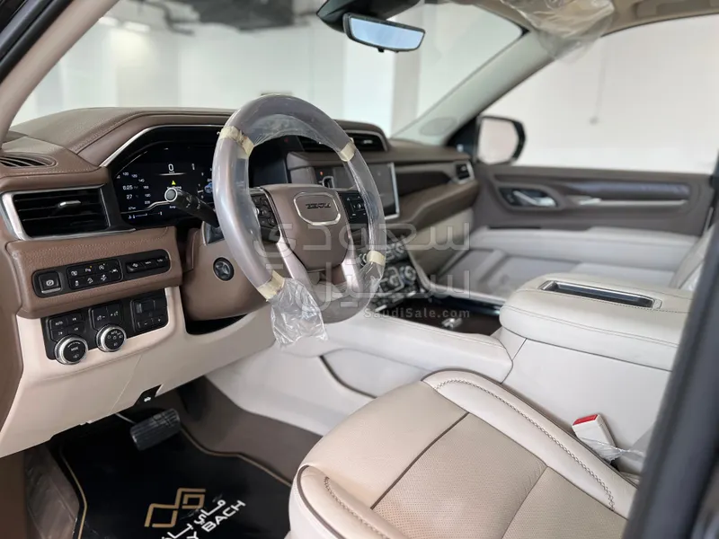 2024 GMC Yukon Denali