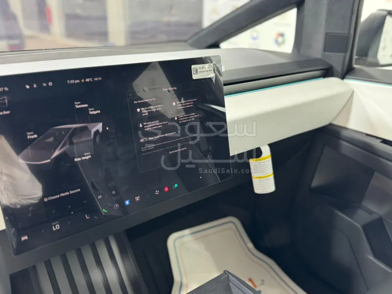 2024 Tesla cybertruck Foundation