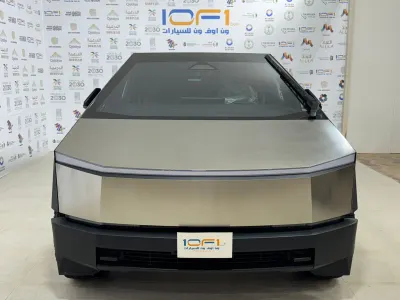 2024 Tesla cybertruck Foundation