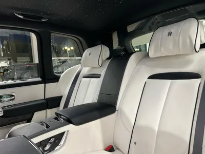 2024 Rolls-Royce Cullinan Silver Badge