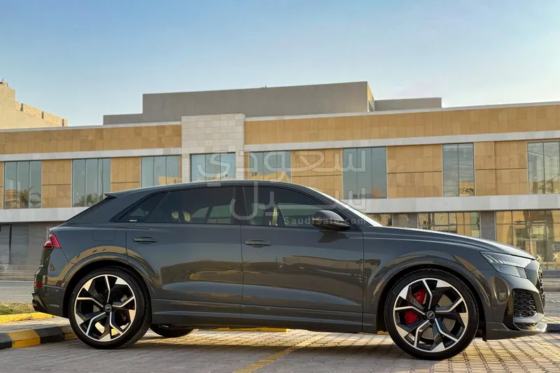 2021 Audi RS Q8