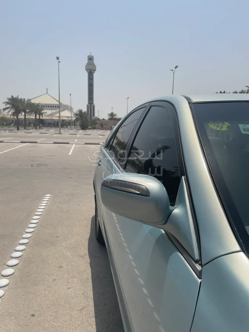 2005 تويوتا كامري جي ال اكس