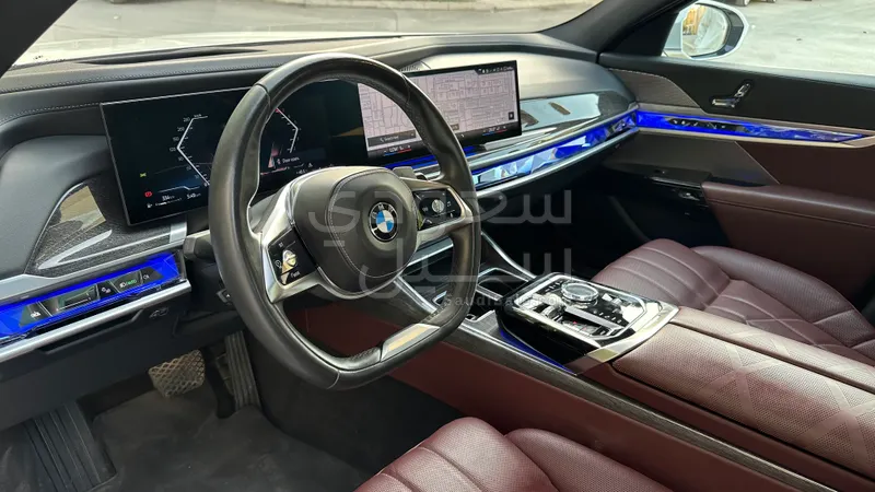2023 BMW 7 Series 735Li