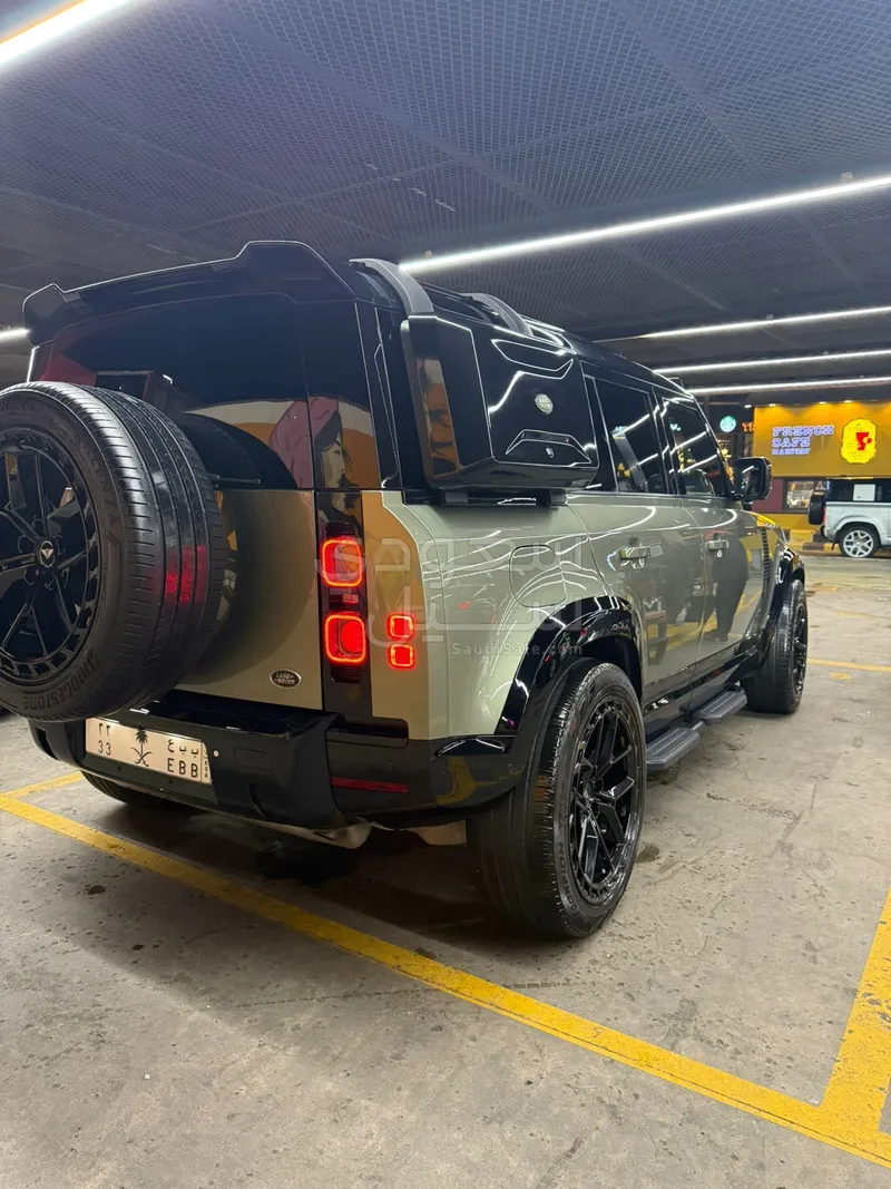 2021 Land Rover Defender 110