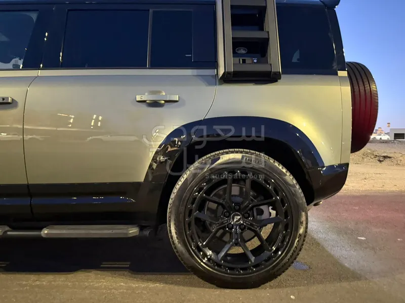 2021 Land Rover Defender 110