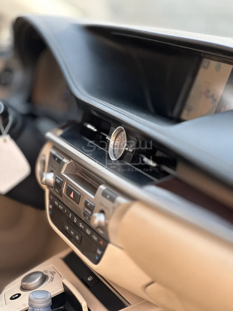 2015 Lexus ES 350