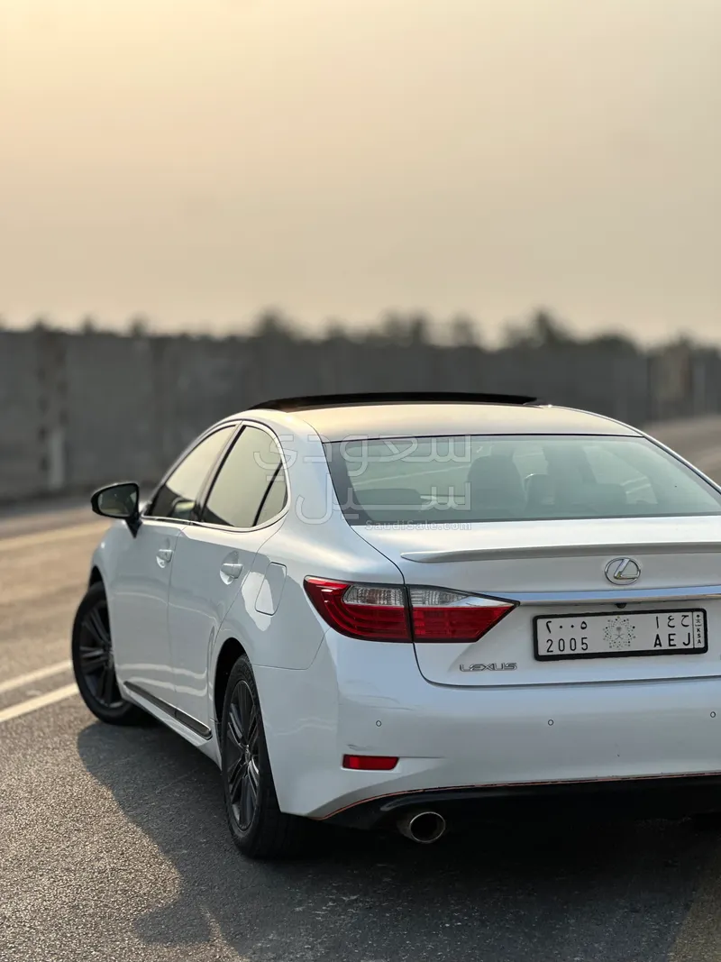 2015 Lexus ES 350