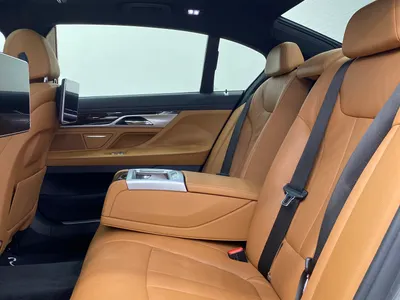 2018 بي ام دبليو الفئة السابعة 740 إل أي