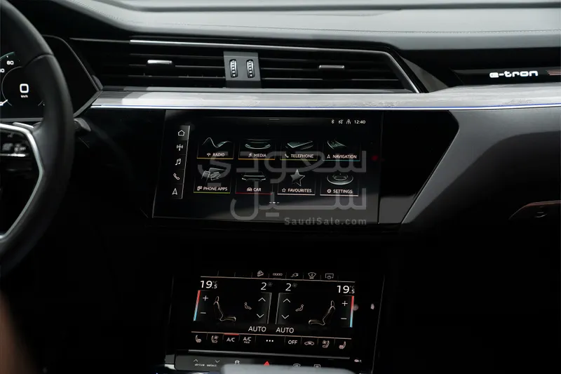 2024 Audi e-tron Sportback S line 55 quattro