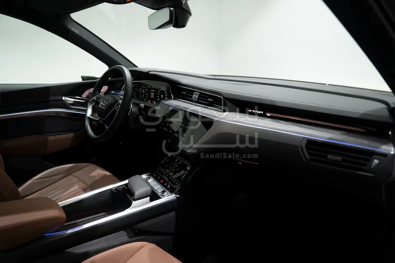 2024 Audi e-tron Sportback S line 55 quattro