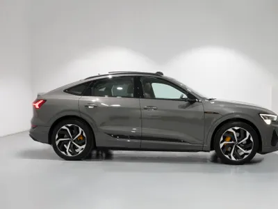 2024 Audi e-tron Sportback S line 55 quattro