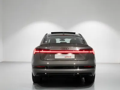 2024 Audi e-tron Sportback S line 55 quattro