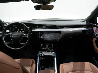 2024 Audi e-tron Sportback S line 55 quattro
