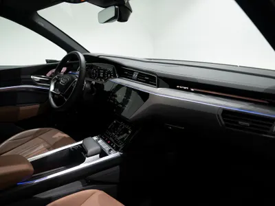2024 Audi e-tron Sportback S line 55 quattro