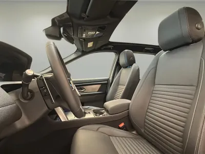 2025 Land Rover Discovery Sport