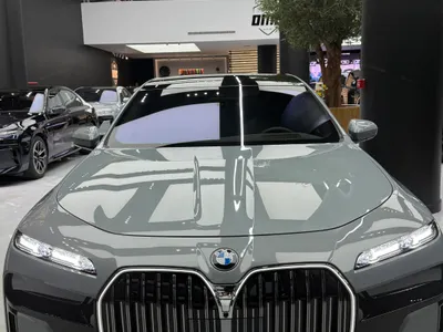 2025 BMW 7 Series 735Li Individual