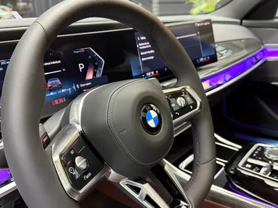 2025 BMW 7 Series 735Li Individual