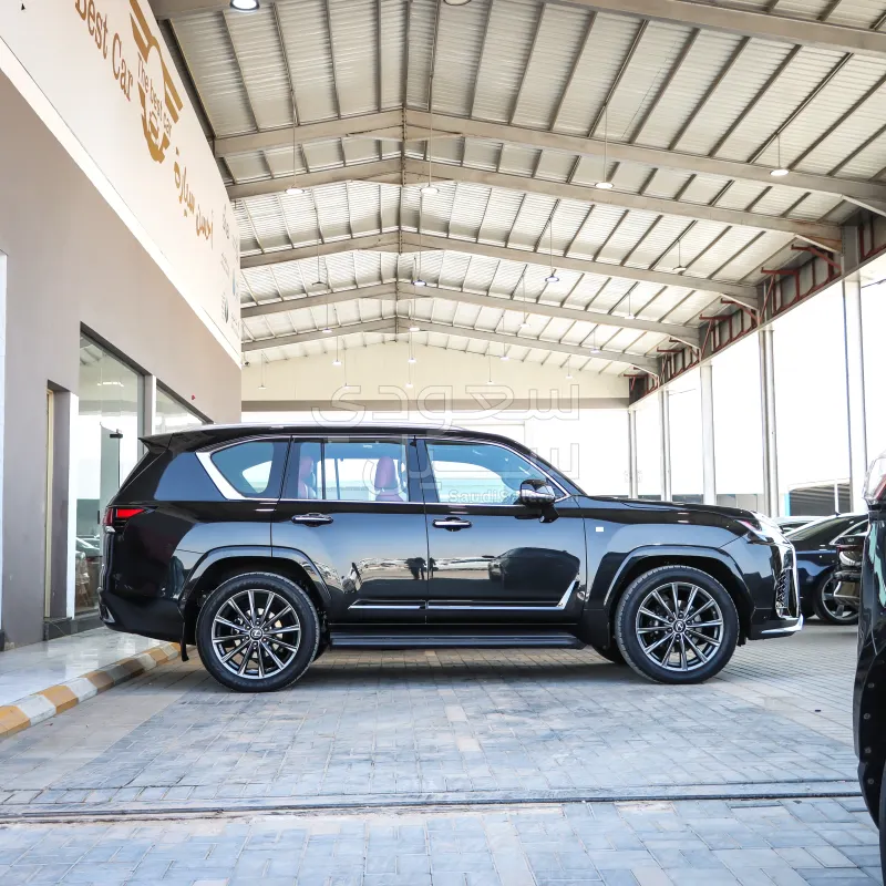 2023 Lexus LX 600 F