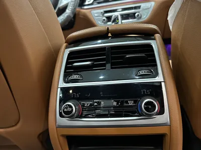 2021 بي ام دبليو الفئة السابعة 730 إل أي