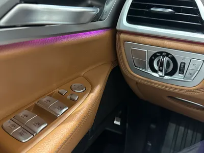 2021 بي ام دبليو الفئة السابعة 730 إل أي
