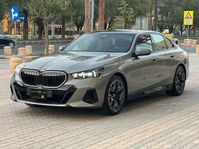 2025 BMW 5 Series 520i Mkit