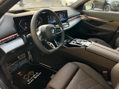 2025 BMW 5 Series 520i Mkit