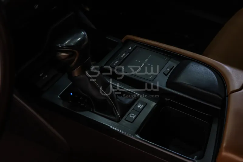 2021 Lexus ES 300H