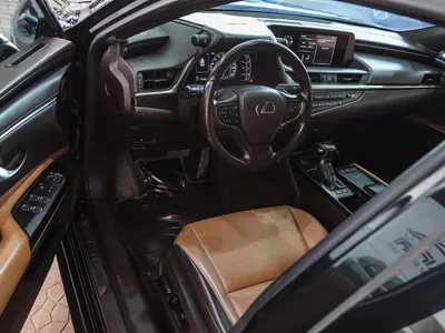 2021 Lexus ES 300H