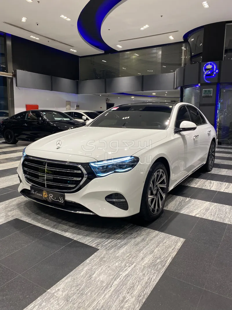 2024 Mercedes-Benz E 300