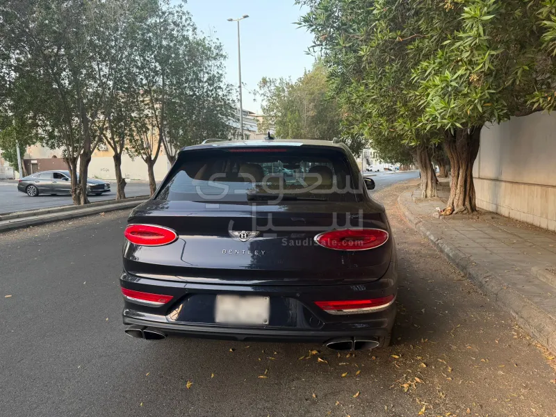 2024 Bentley Bentayga