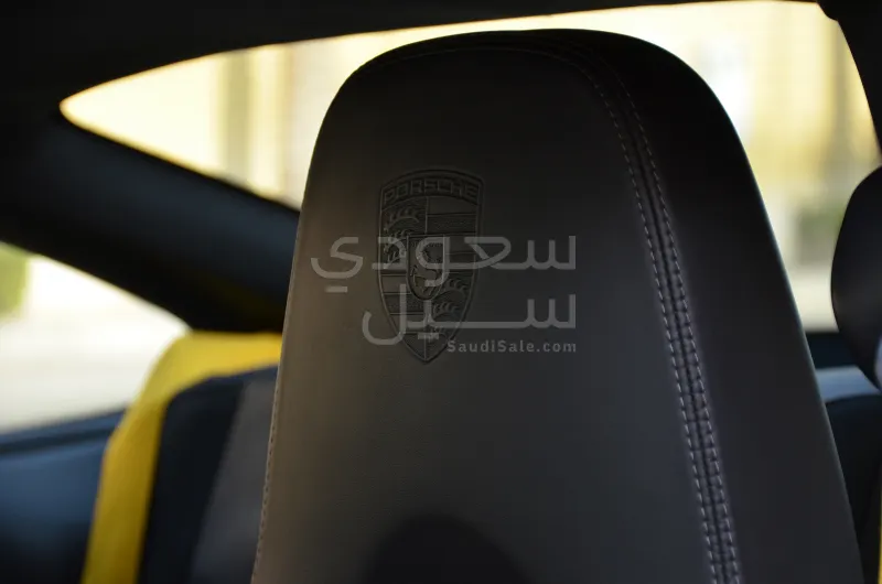 2011 بورش 911 كاريرا 4 اس