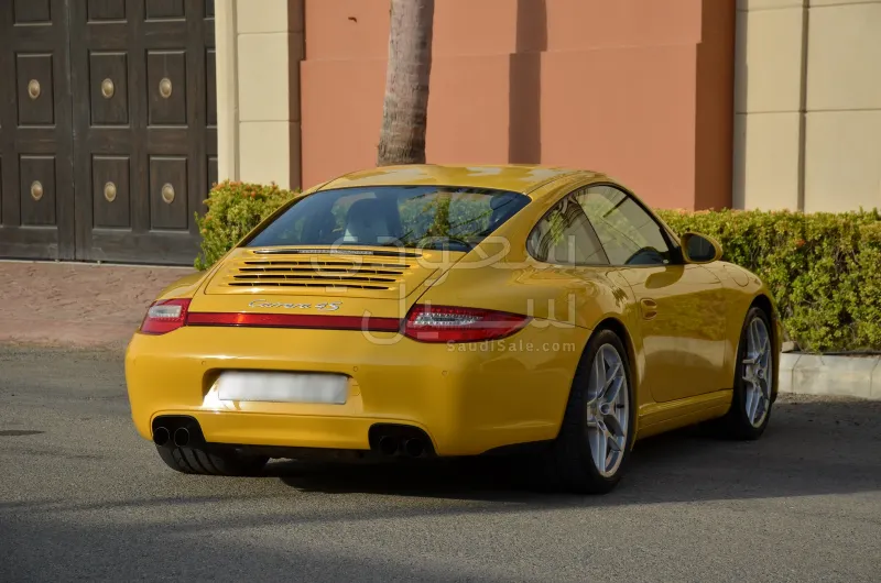 2011 بورش 911 كاريرا 4 اس