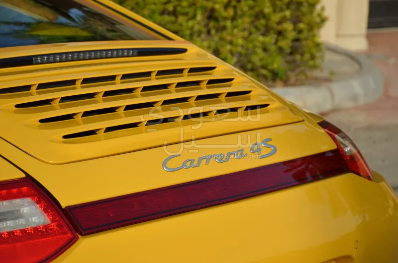 2011 بورش 911 كاريرا 4 اس