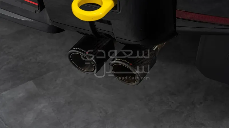 2023 لاند روفر ديفيندر 110