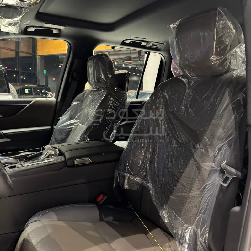 2025 Lexus LX 600
