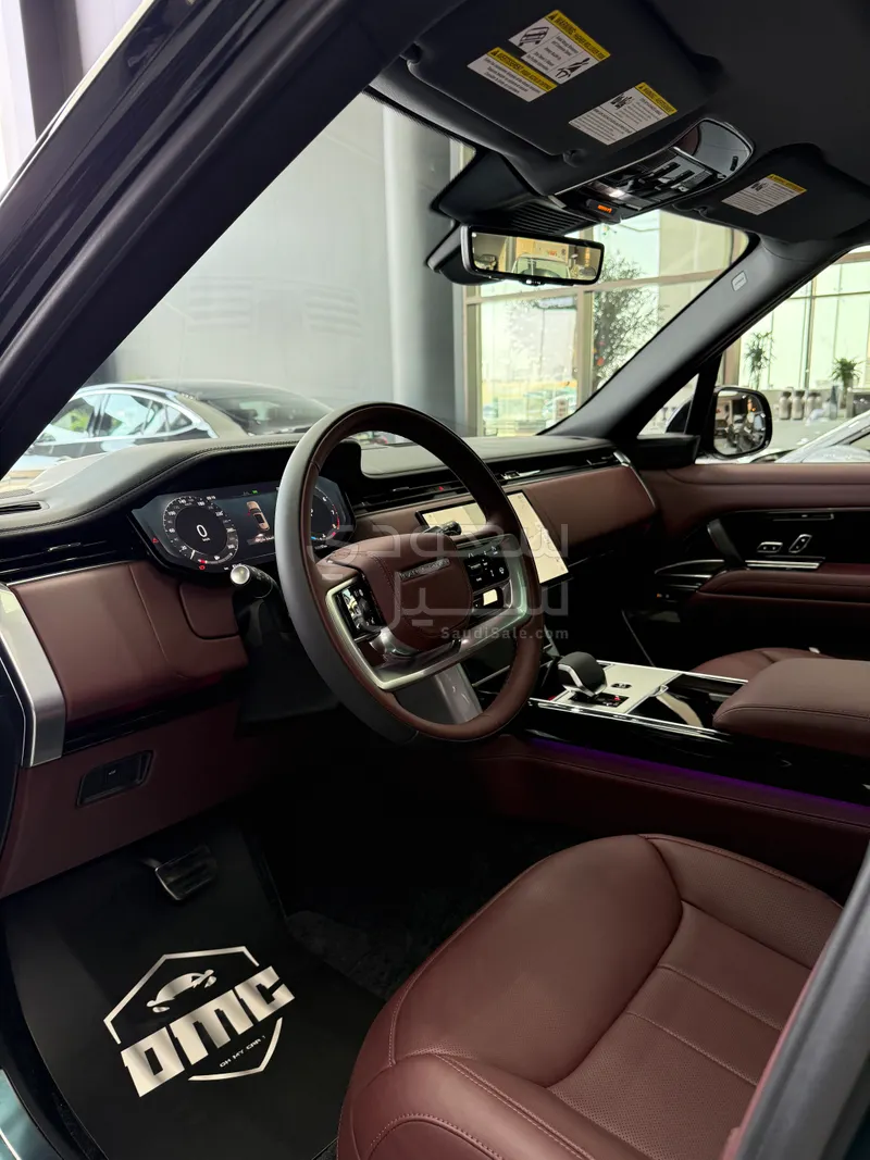 2025 Land Rover Range Rover HSE