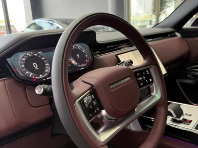 2025 Land Rover Range Rover HSE
