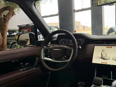 2025 Land Rover Range Rover HSE