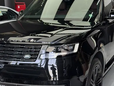 2025 Land Rover Range Rover HSE