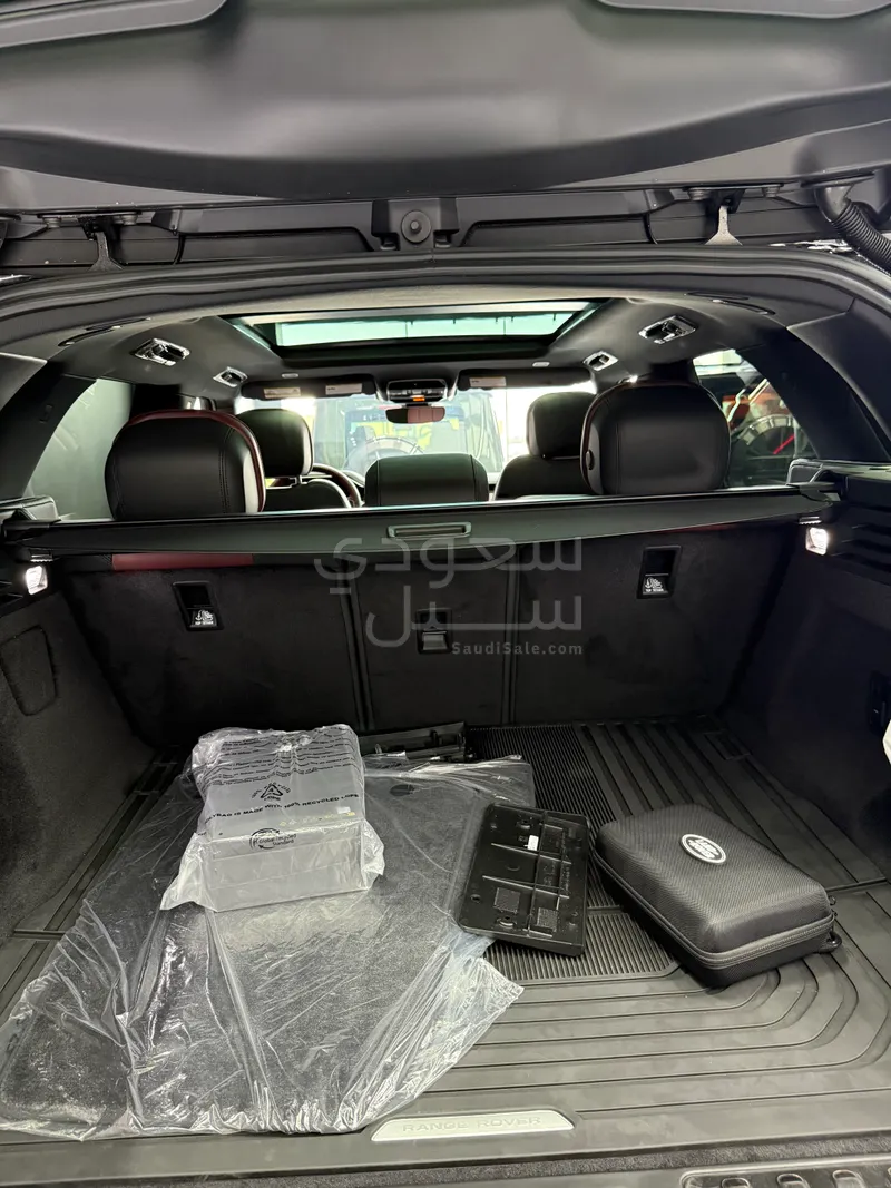 2025 Land Rover Range Rover Sport HSE