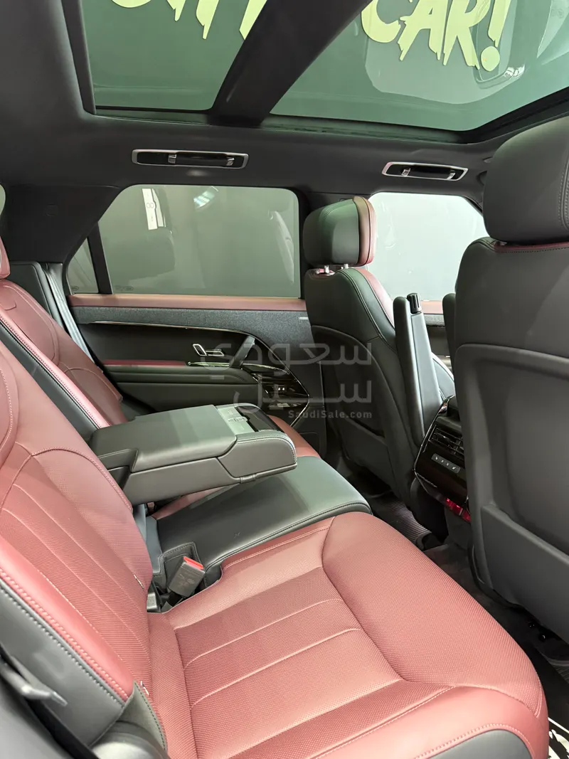 2025 Land Rover Range Rover Sport HSE