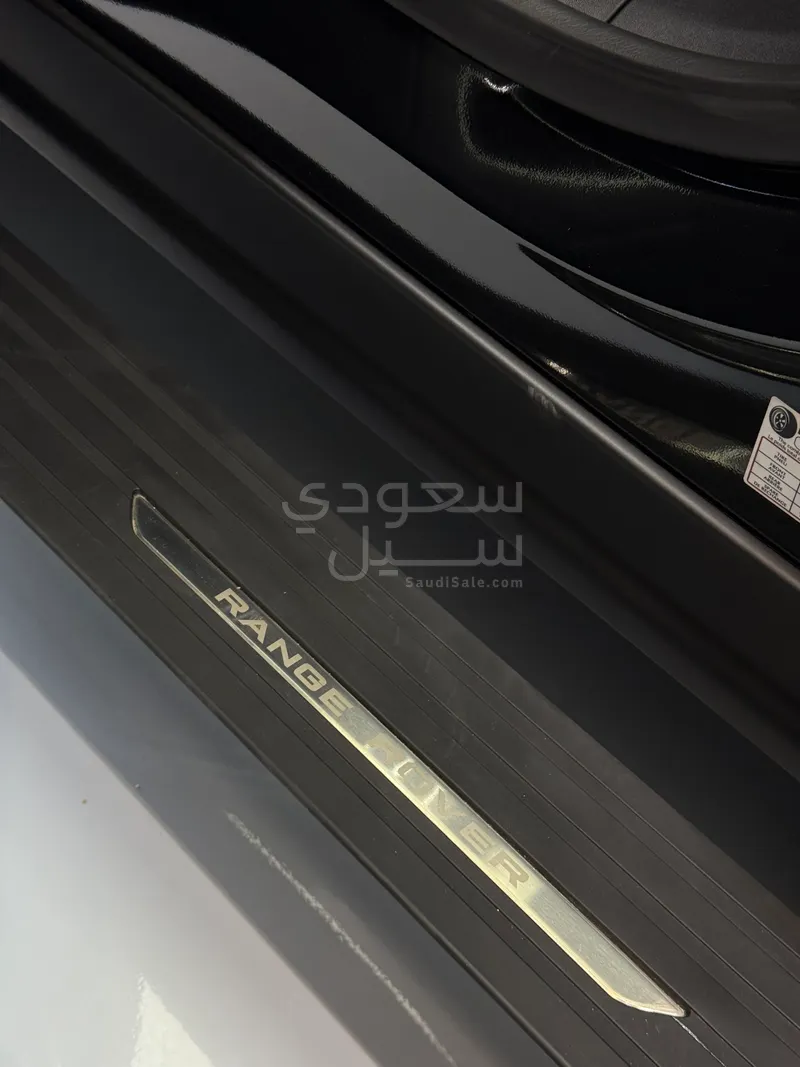 2025 Land Rover Range Rover Sport HSE