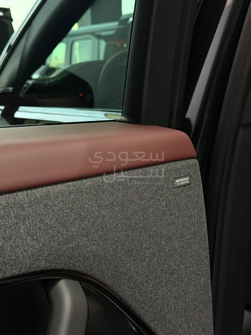 2025 Land Rover Range Rover Sport HSE