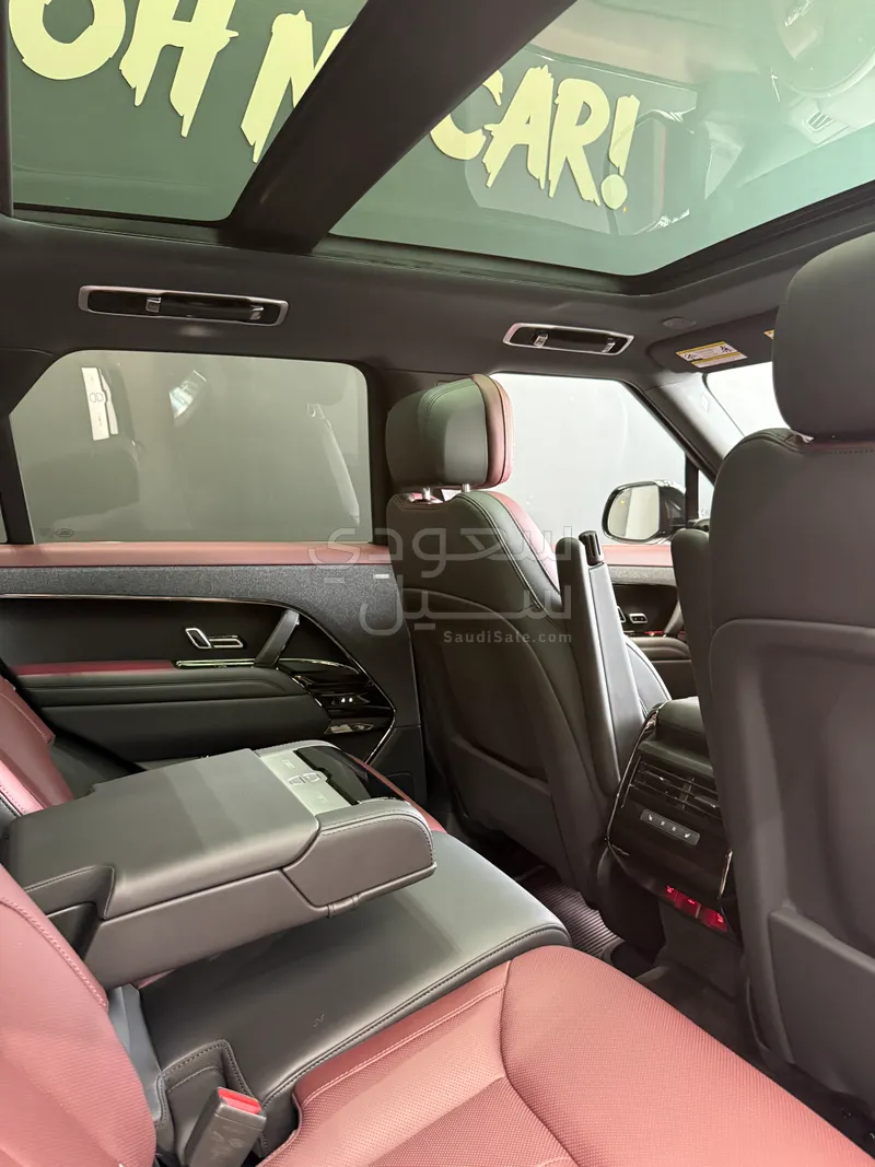 2025 Land Rover Range Rover Sport HSE