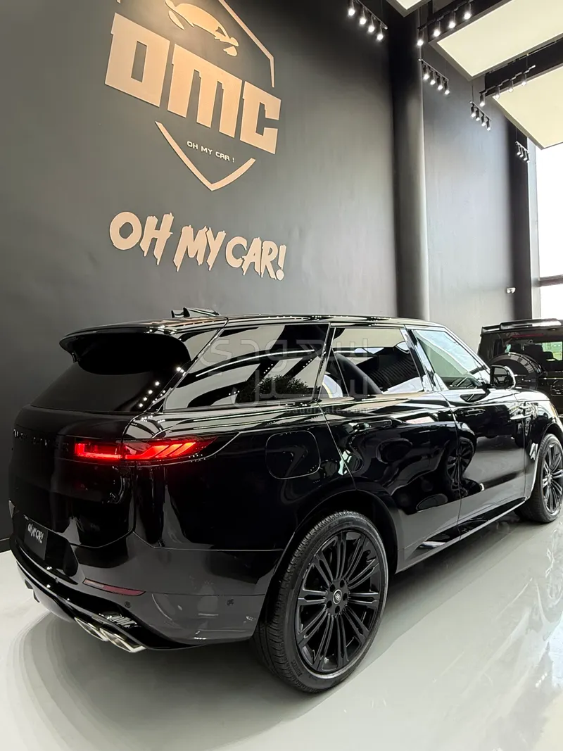 2025 Land Rover Range Rover Sport HSE