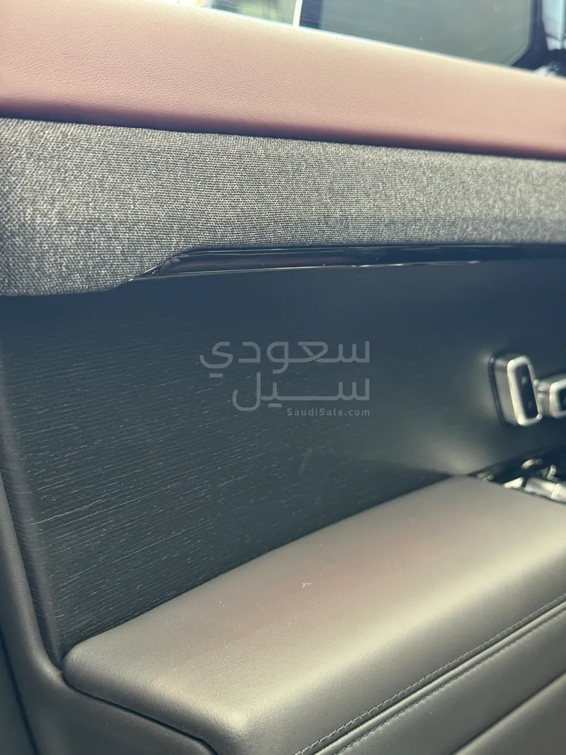 2025 Land Rover Range Rover Sport HSE