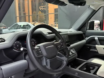 2024 Land Rover Defender 110