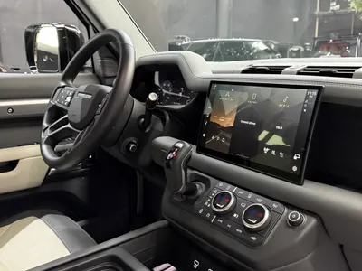 2024 Land Rover Defender 110